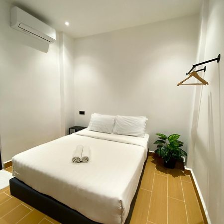 The 6N By Sky Hive Hotel George Town Exterior photo