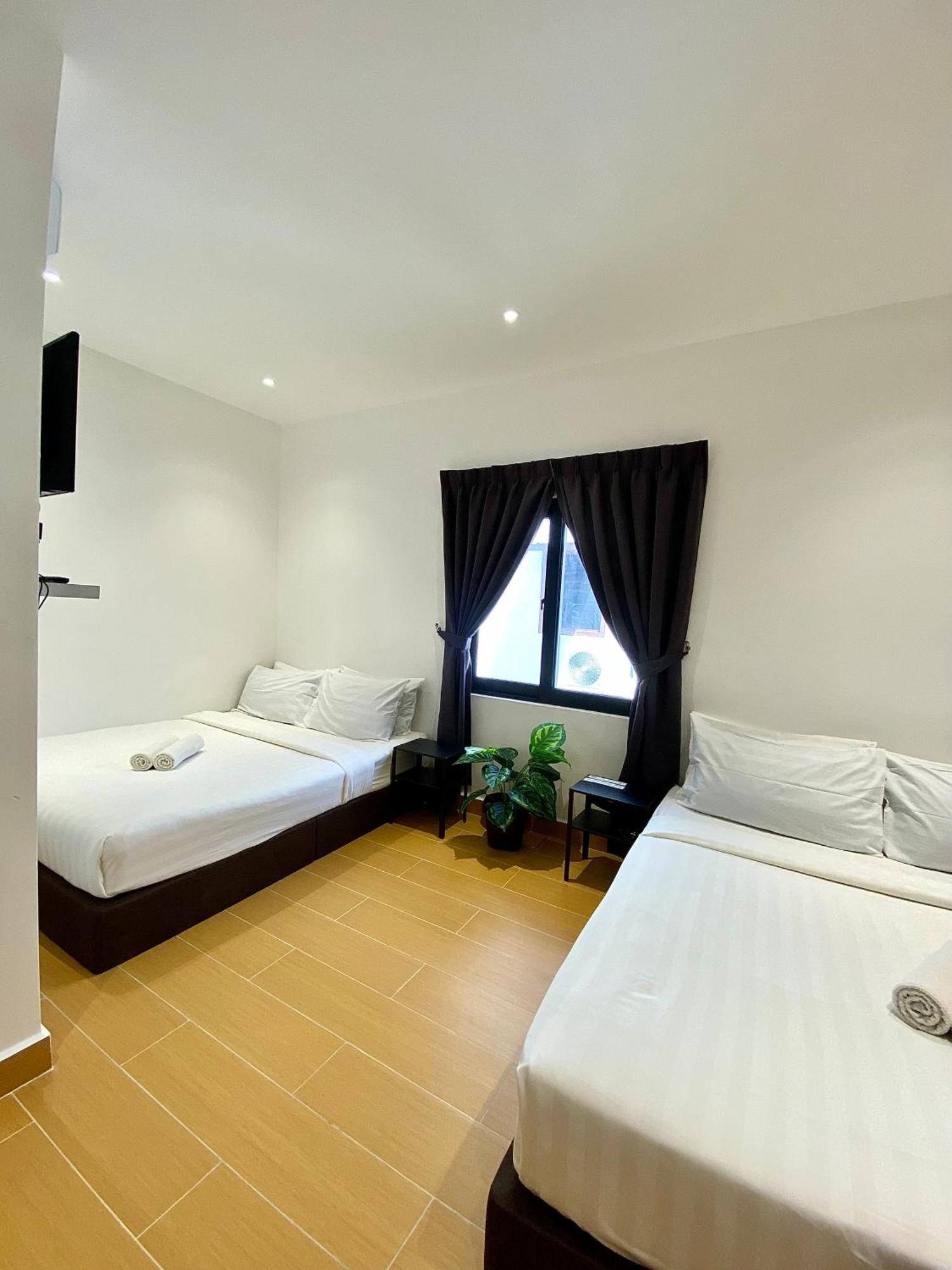 The 6N By Sky Hive Hotel George Town Exterior photo
