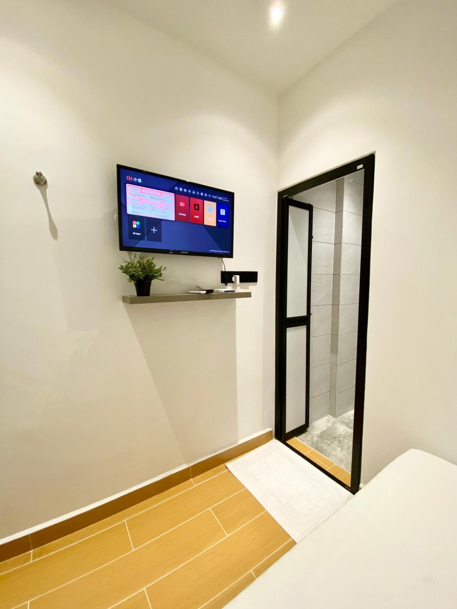 The 6N By Sky Hive Hotel George Town Exterior photo