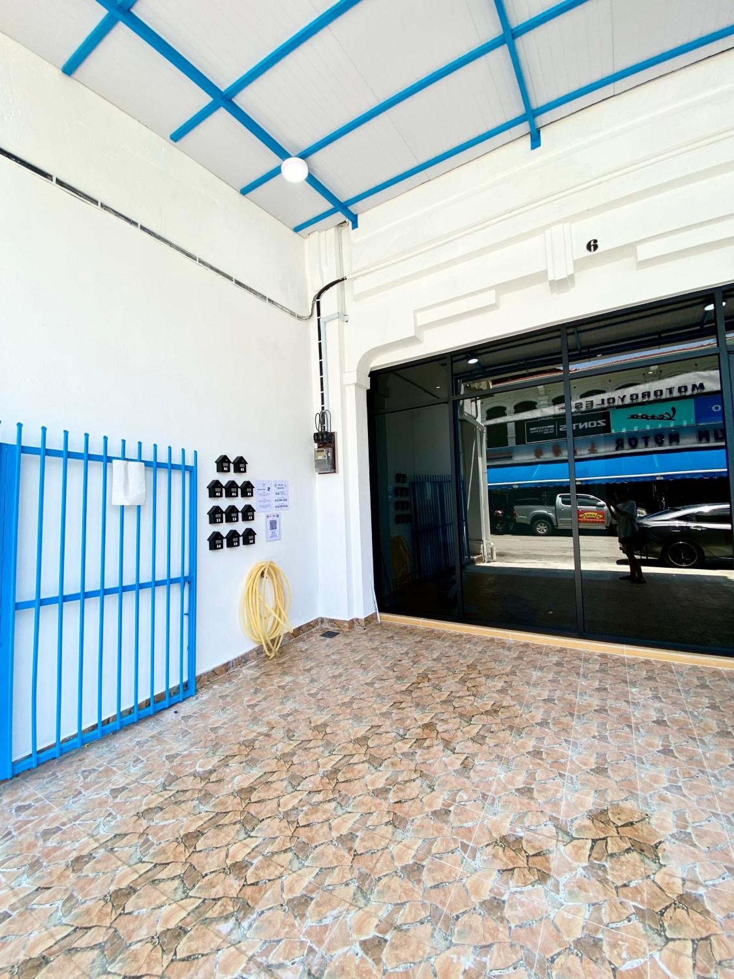 The 6N By Sky Hive Hotel George Town Exterior photo