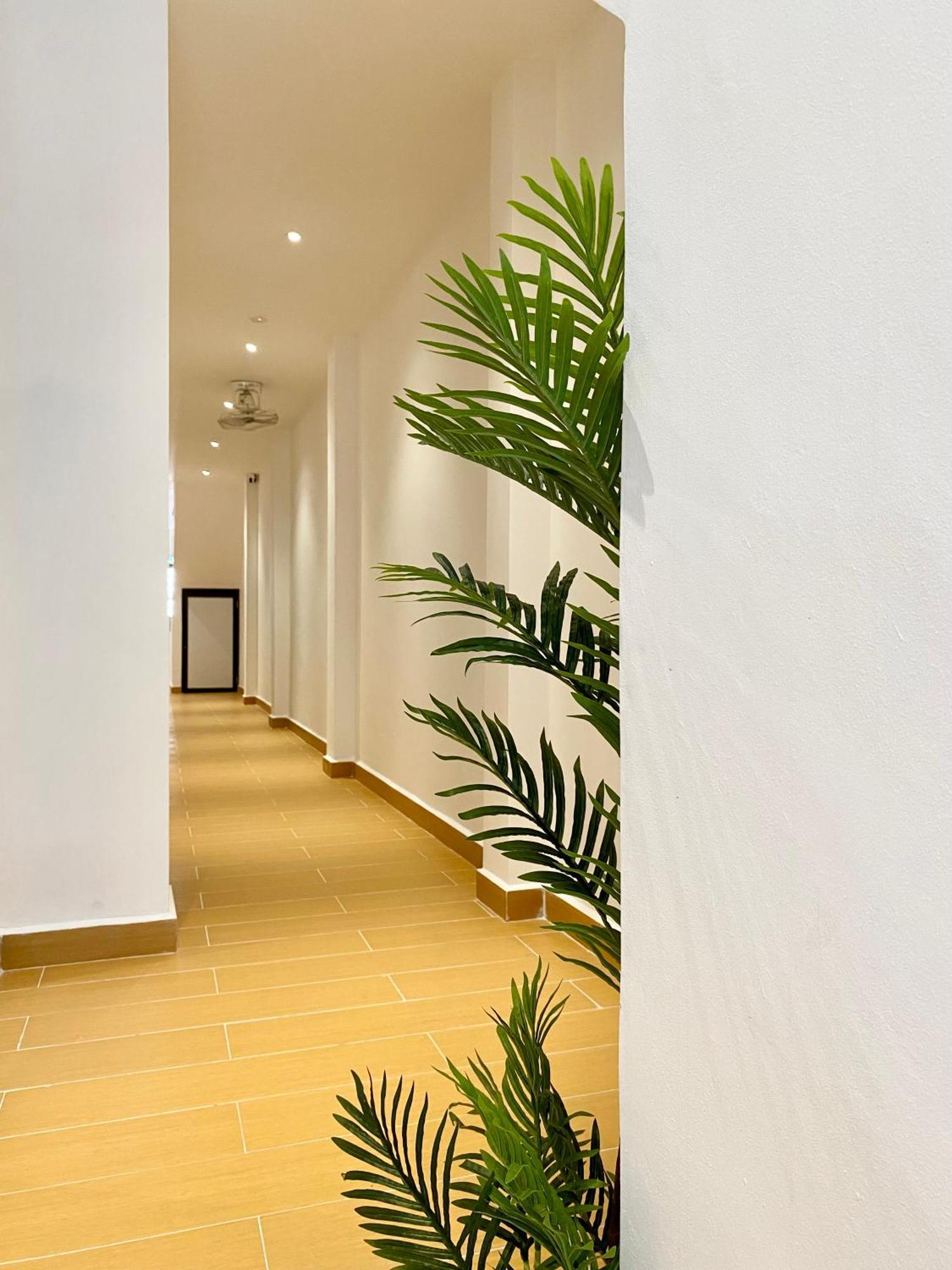 The 6N By Sky Hive Hotel George Town Exterior photo